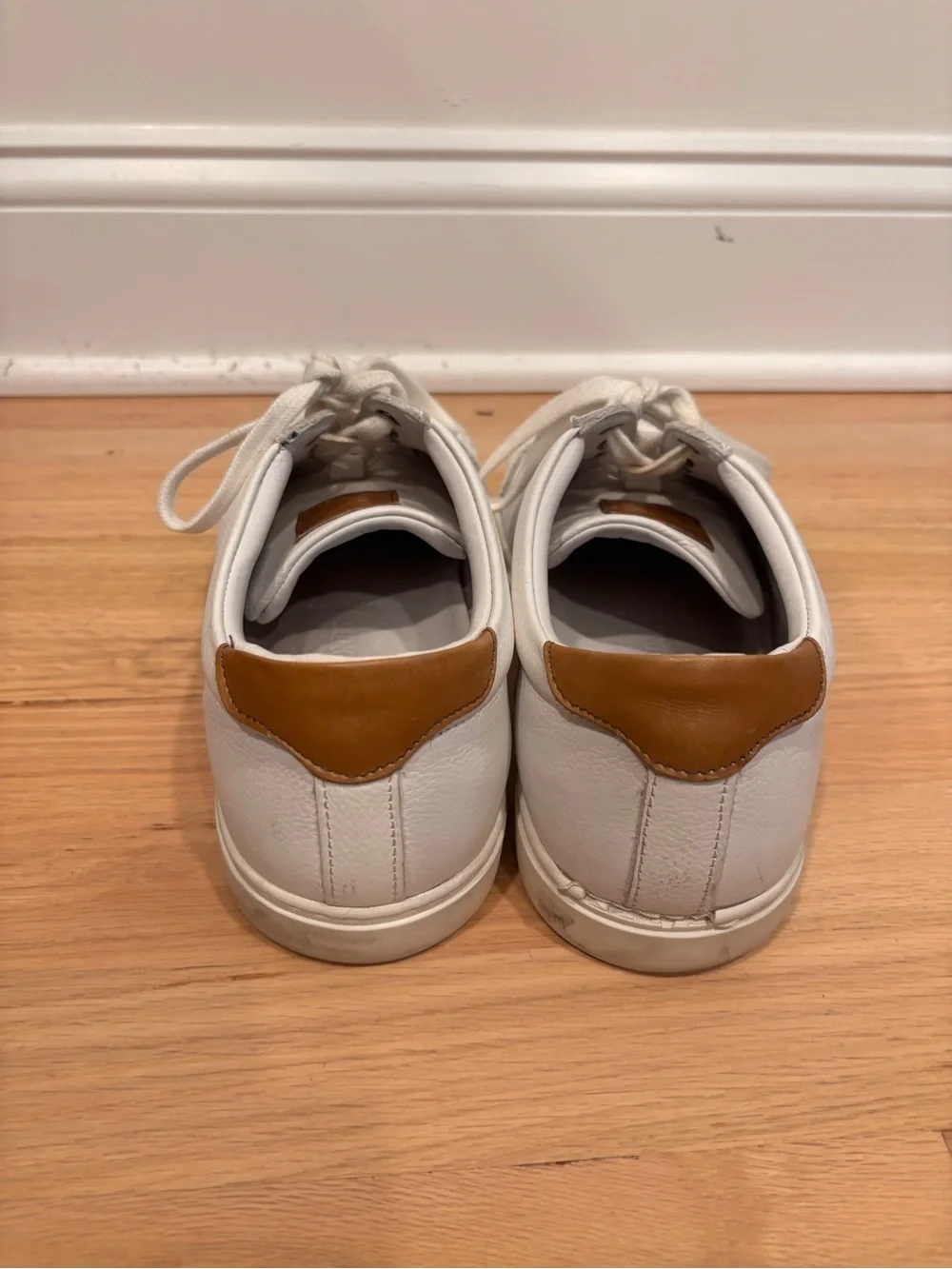 Allen Edmonds Courtside low-top leather sneakers in white size men's 9.5